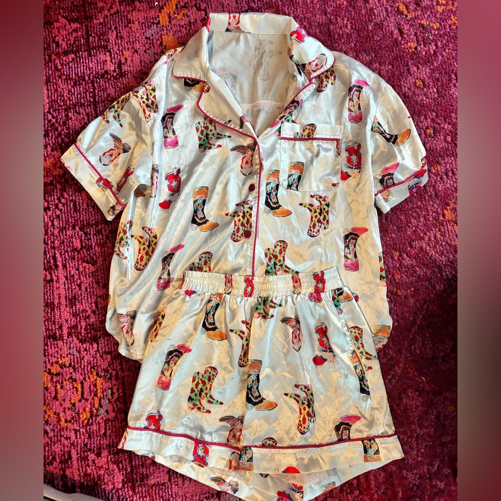 Colorful Boot Print Satin Pajama Set